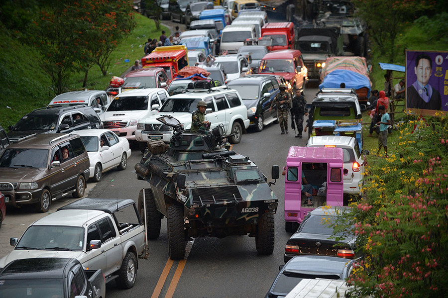 วิกฤตยึดเมืองมาราวี ซิตี ยืดเยื้อเข้าวันที่ 5  กองทัพปินส์เริ่มใช้อาวุธหนักยิงถล่มนักรบเมาเต