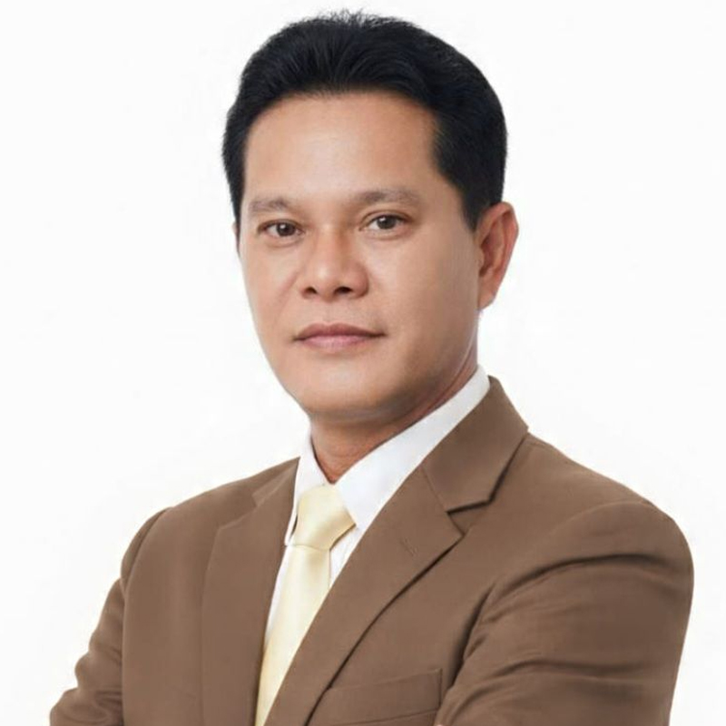 นายสิทธิศักดิ์ พัฒนชัย