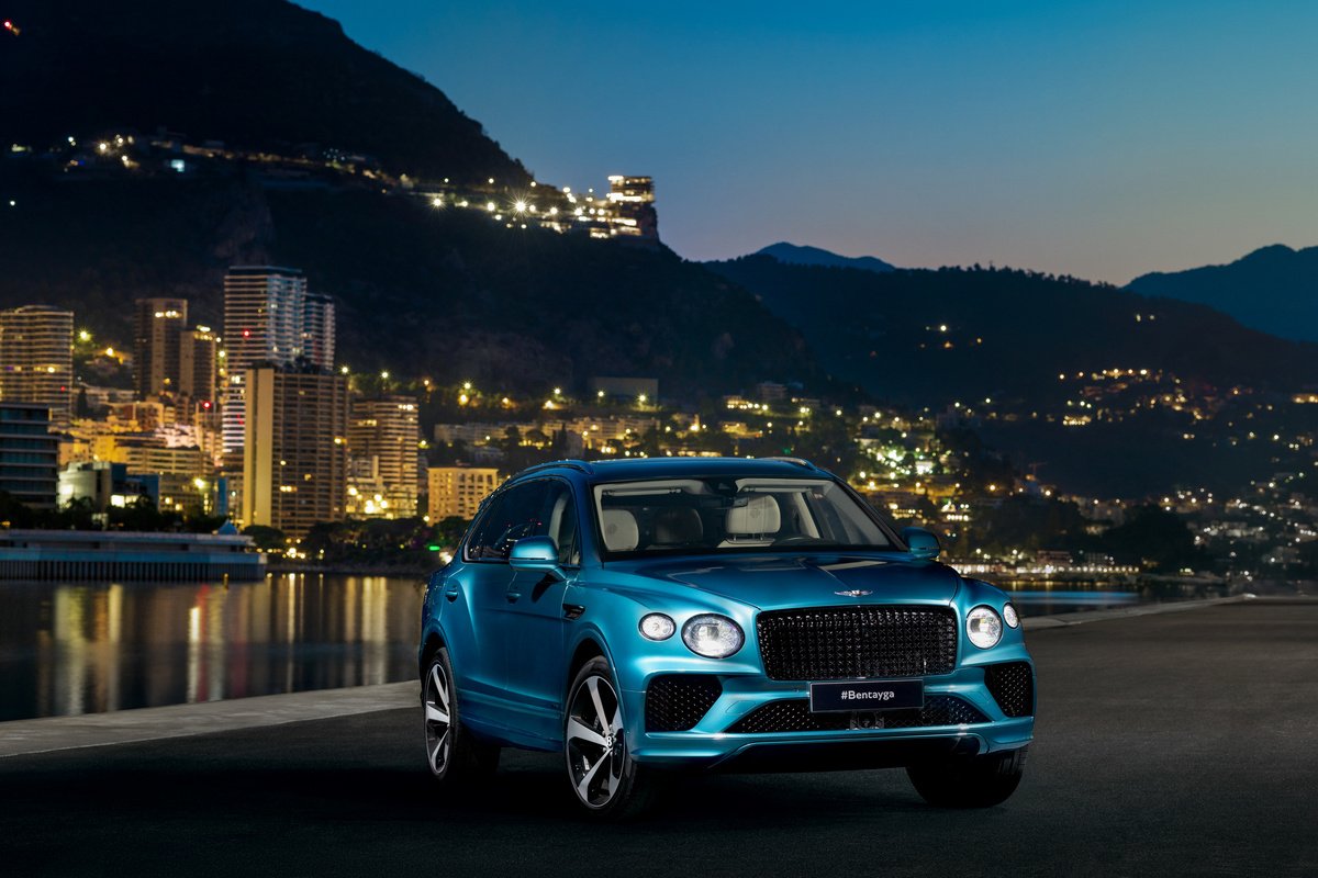 Bentayga EWB Azure Riviera Collection 