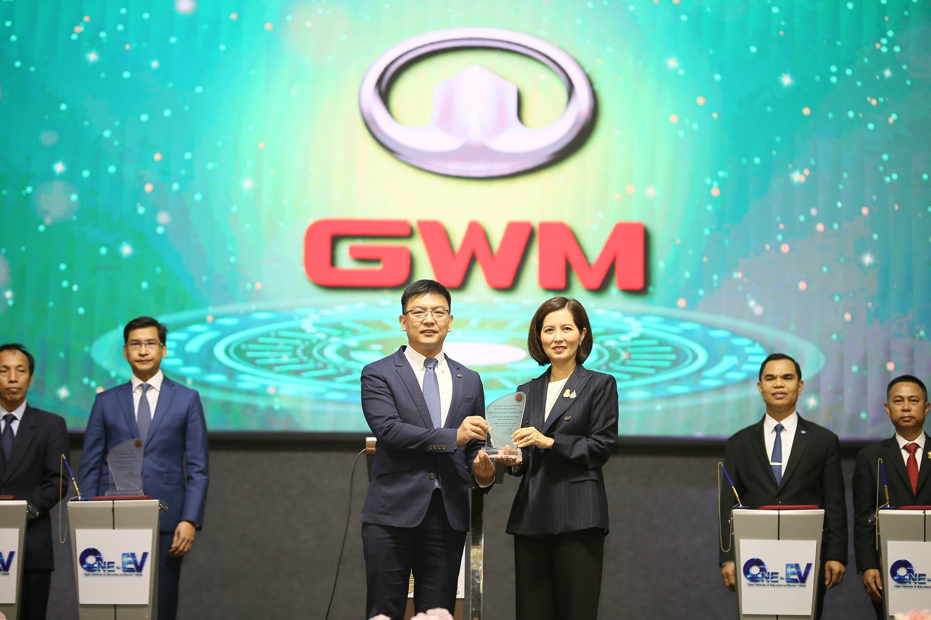 02gwmxone-ev_j1dx8509
