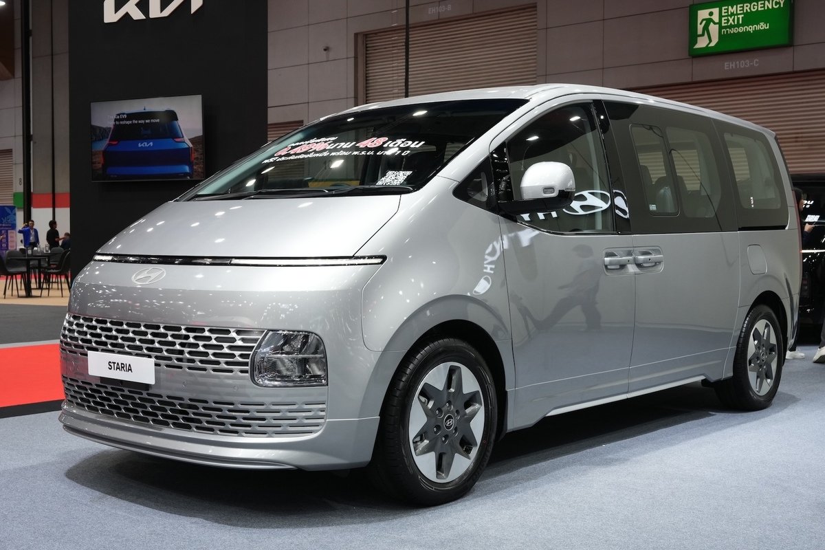 Hyundai Staria Trend S