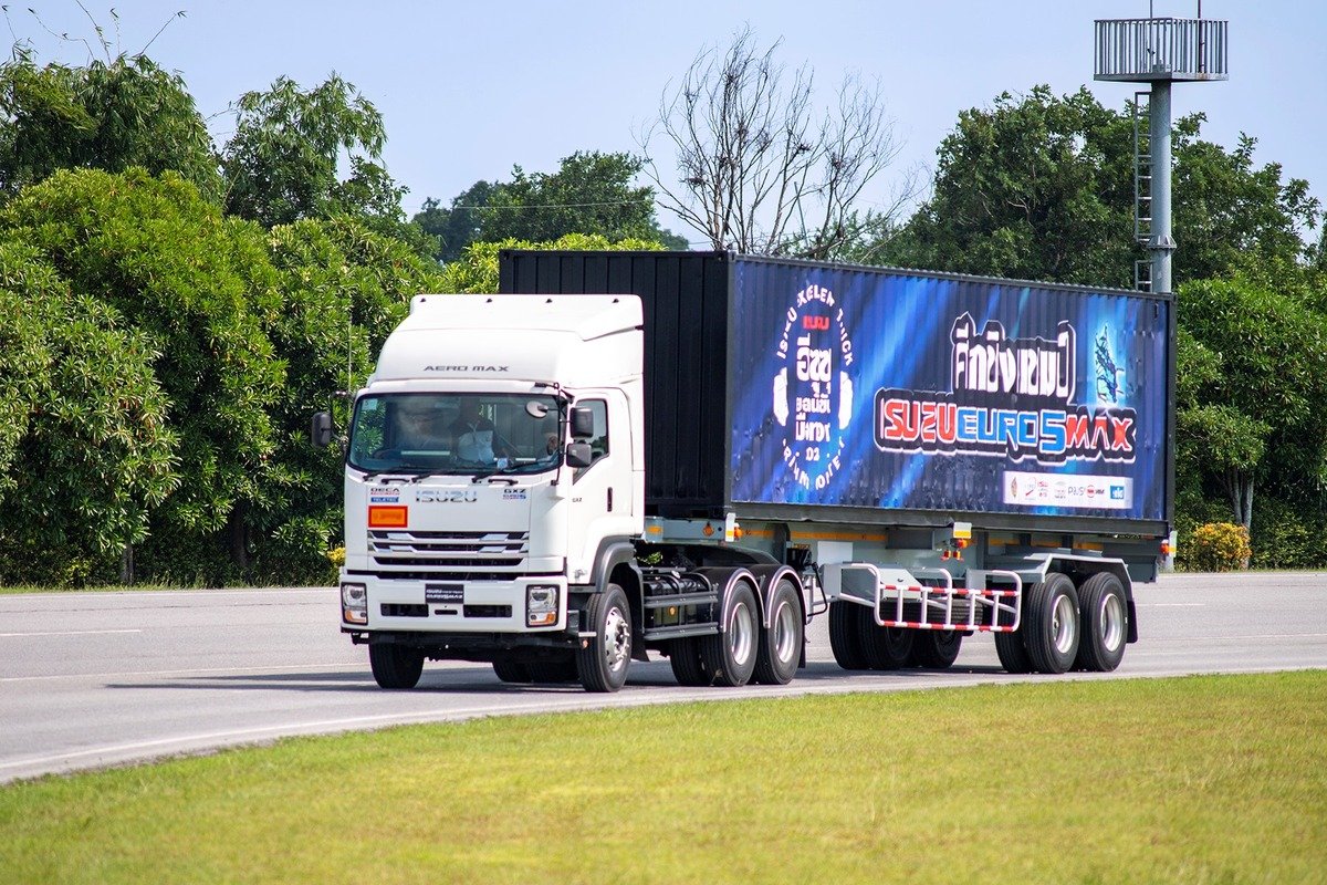 Isuzu King of Trucks Euro5Max