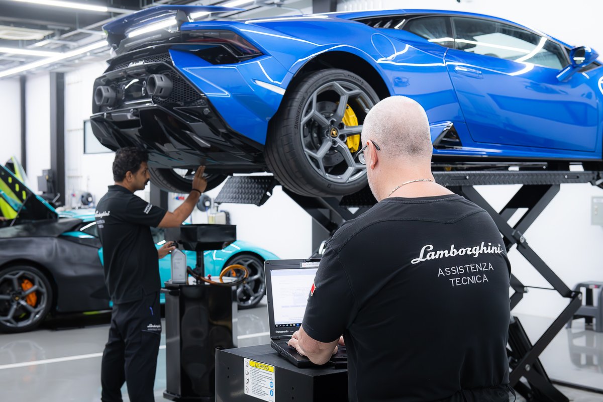 LAMBORGHINI CORSA FAST TRACK SERVICE