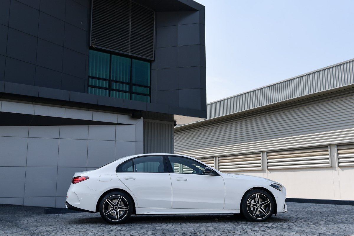 C 350 e AMG Dynamic night edition