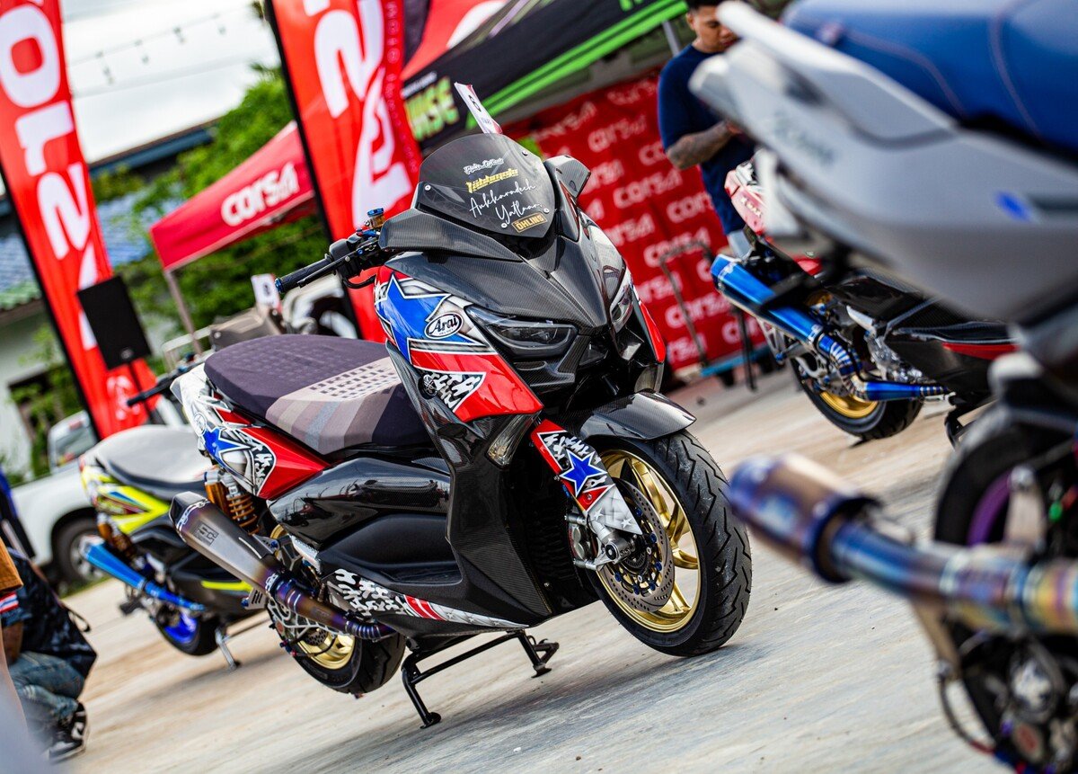 Yamaha MAX Series Club Meeting