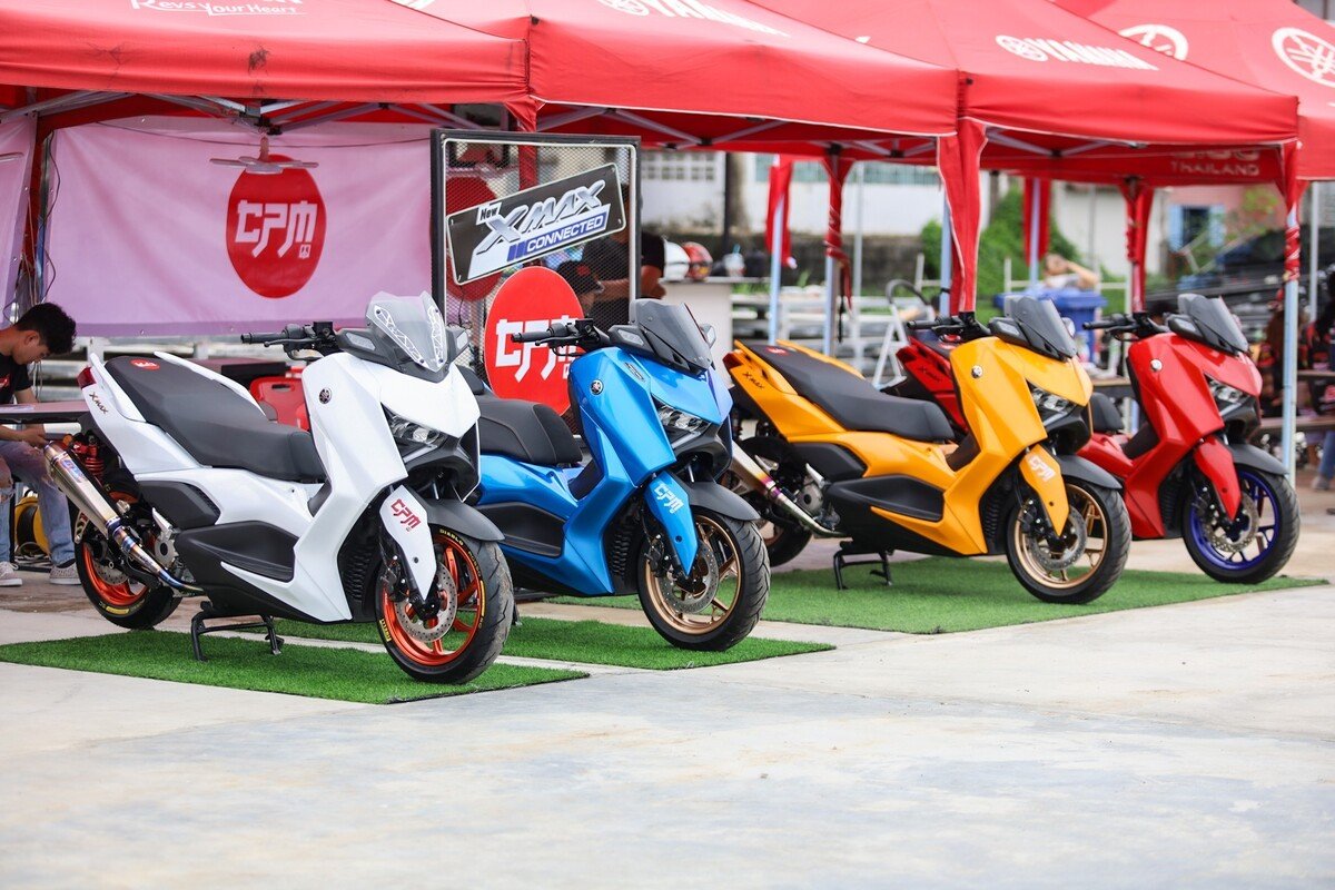 Yamaha MAX Series Club Meeting