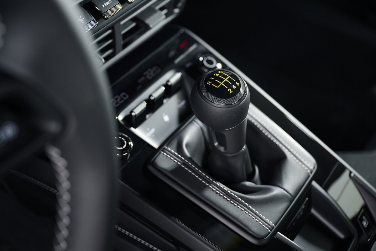 13_911_gt3_touring_package_de