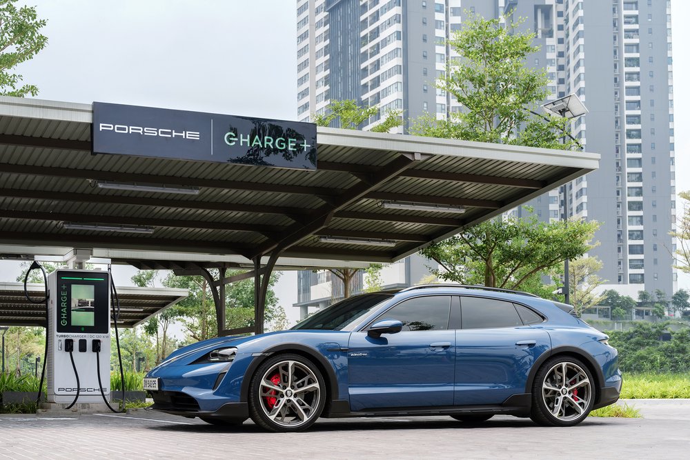 porsche and charge+