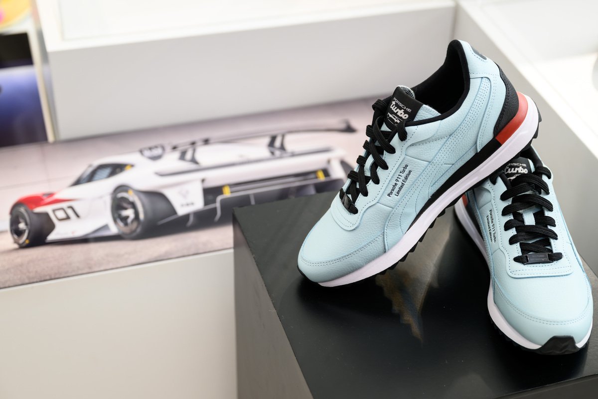 PUMA porsche 50 years turbos