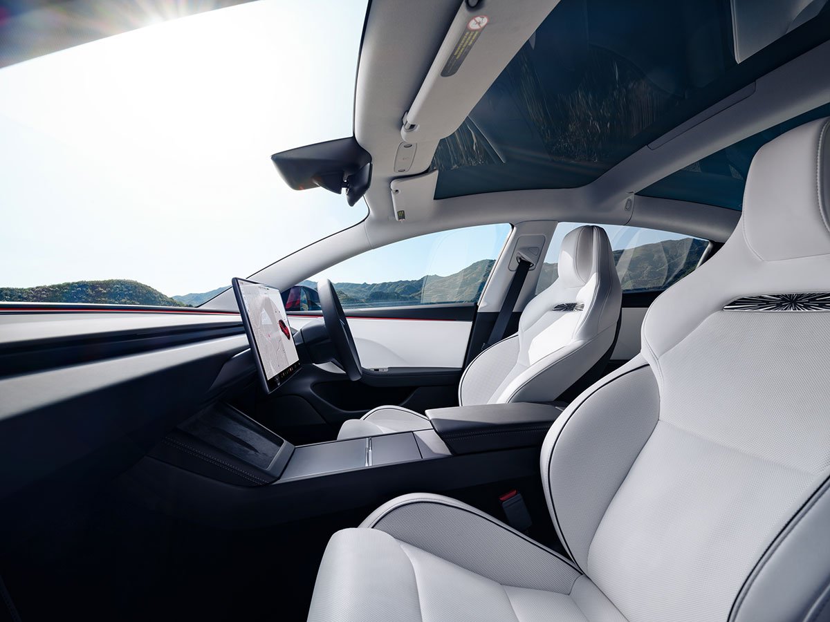 Tesla Model 3 รุ่น Performance ภายใน