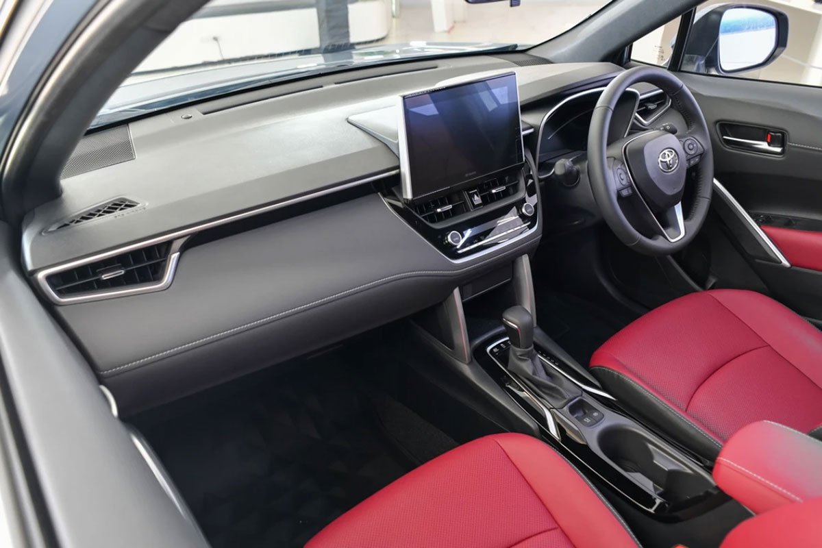 Corolla Cross 2024 HEV Premium ภายใน