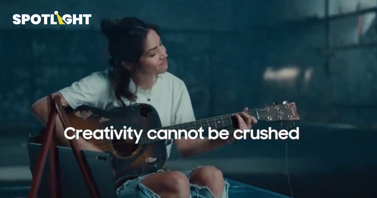 Samsung ซ้ำเติม Apple ปล่อยโฆษณาล้อเลียน ‘Uncrush’ ย้ำจุดยืน ‘ไม่ทำลายความสร้างสรรค์’