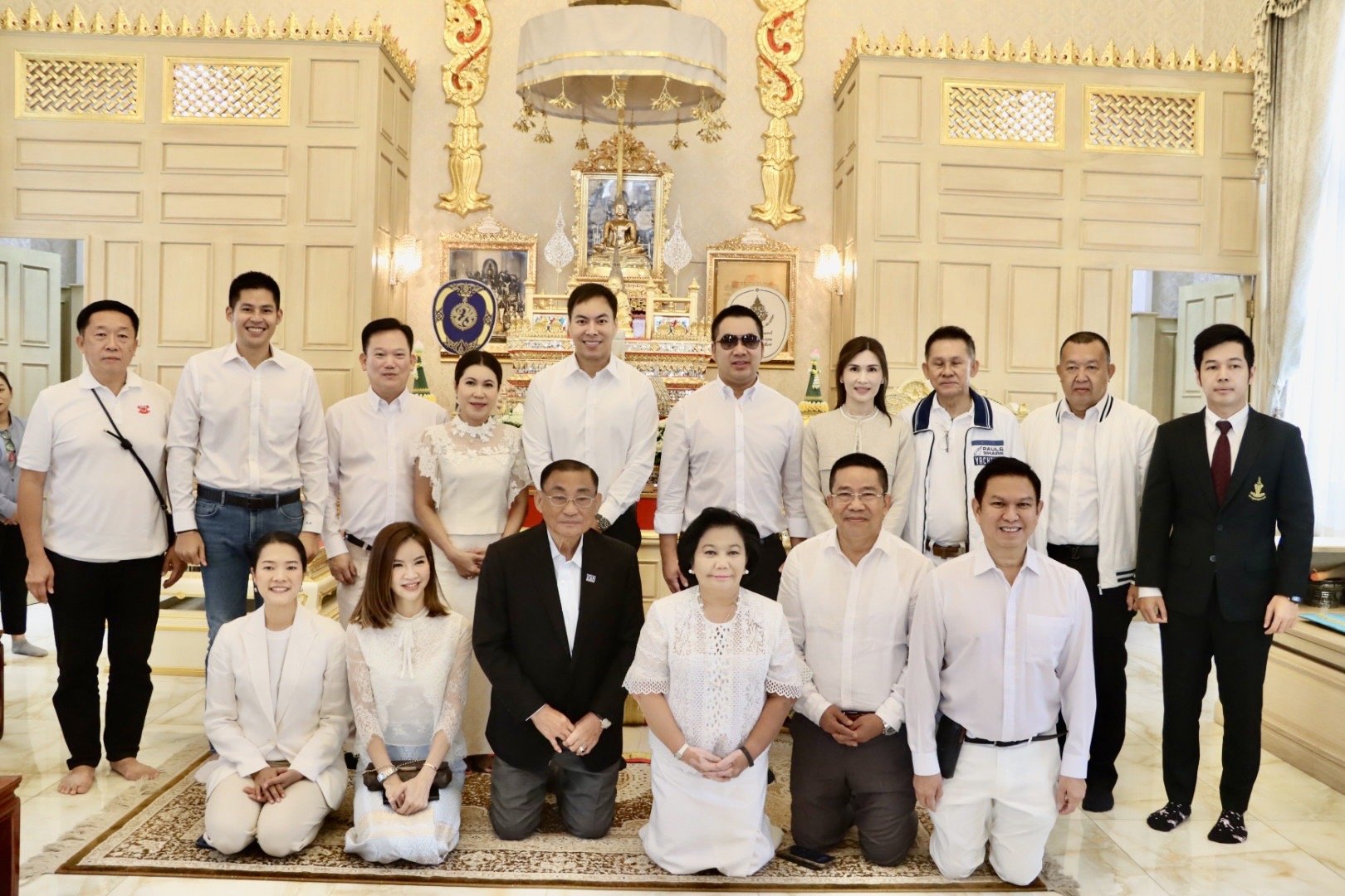 “นักการเมือง-ญาติ” ร่วมทำบุญ เนื่องในวันคล้ายวันเกิด 74 ปี “ทักษิณ ชินวัตร” 