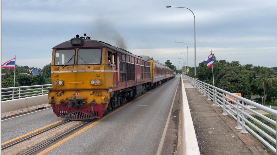 หนองคายคึกคัก รถไฟรอบปฐมฤกษ์ กรุงเทพ-เวียงจันทน์