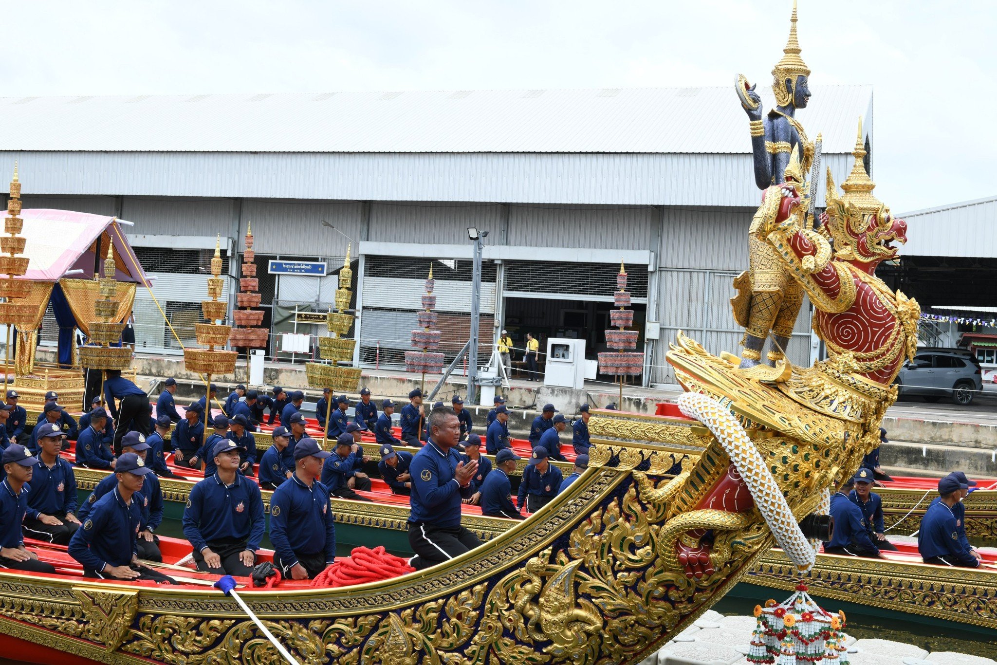 กองทัพเรือ พร้อมแสดงสาธิตการเห่เรือเฉลิมพระเกียรติ 28-29 ก.ค.นี้ ที่ท่าราชวรดิฐ