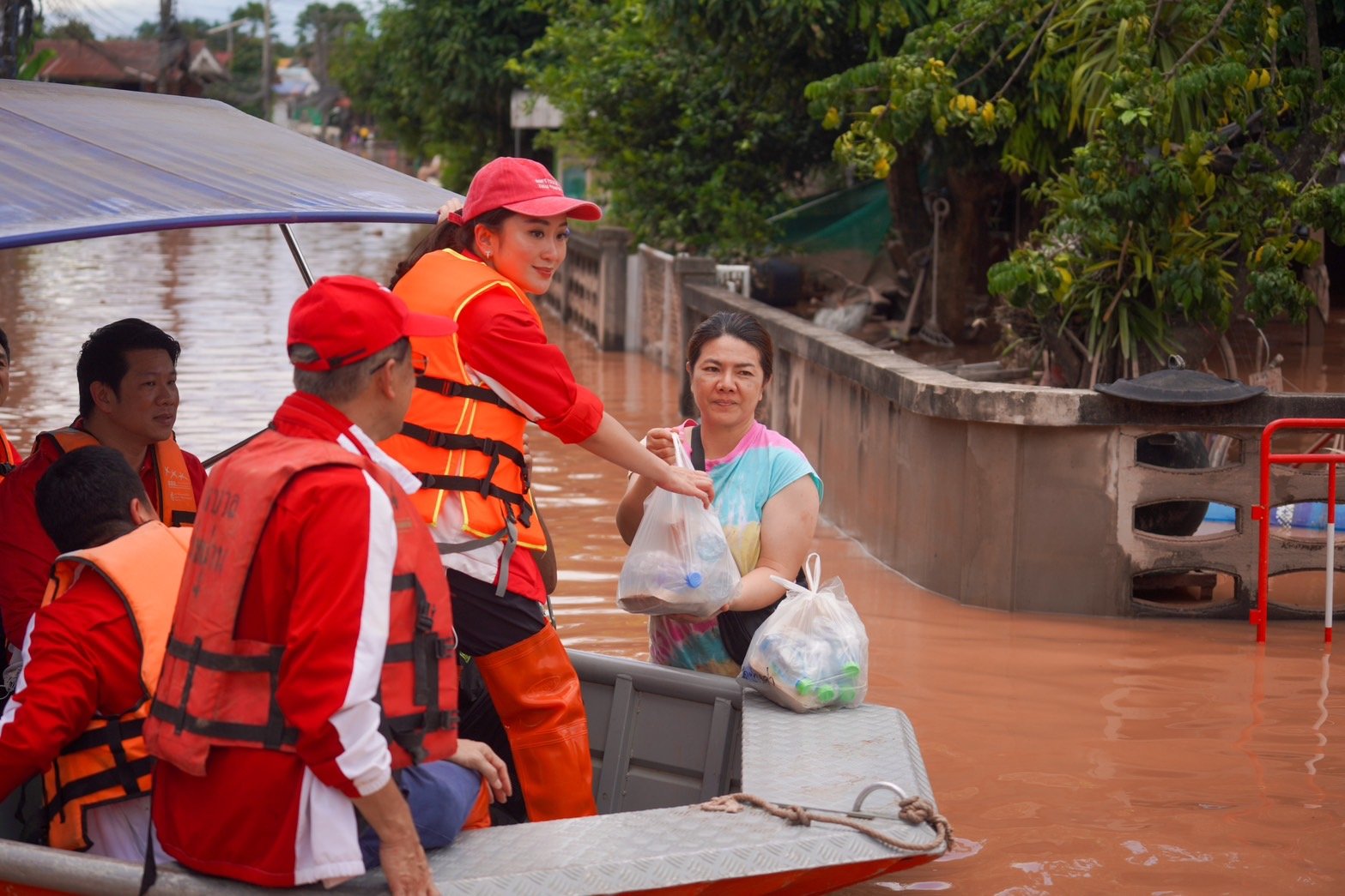  น.ส.แพทองธาร ชินวัตร นายกรัฐมนตรี ในฐานะหัวหน้าพรรคเพื่อไทย