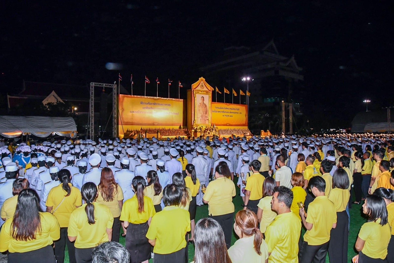 จิราพร ปลื้มใจ คนไทยรวมพลังแสดงความจงรักภักดี ถวายพระพรในหลวง