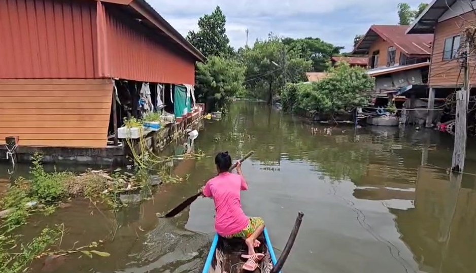 ชาวบ้าน บ้านปากอูน นครพนมระทม จมบาดาล 2 เมตร นานกว่าสัปดาห์