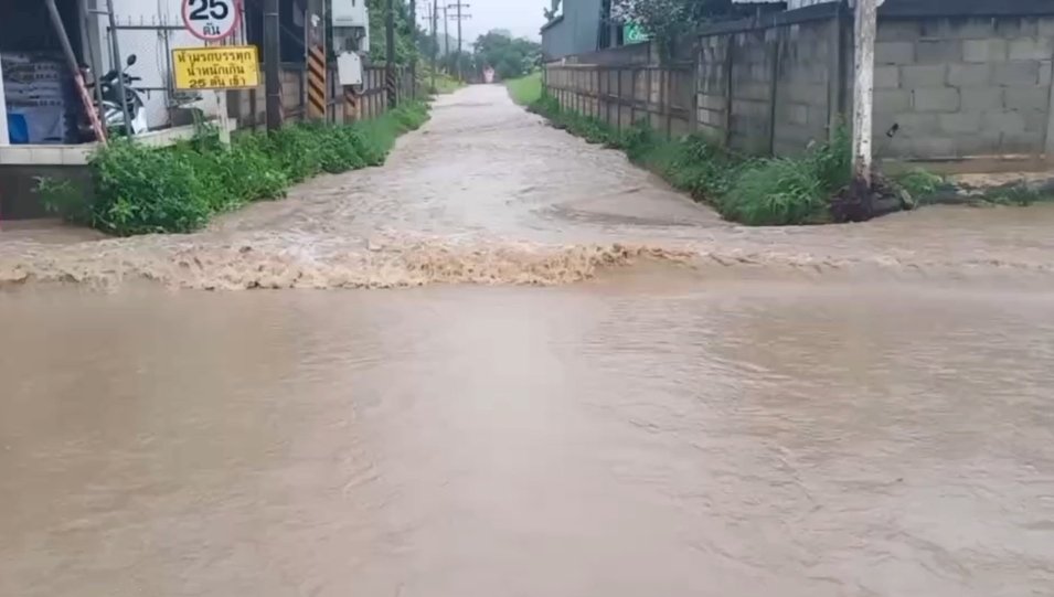 เชียงรายทุกข์ซ้ำ พายุซูลิก พ่นพิษ ฝนตกหนักน้ำท่วม เวียงป่าเป้า