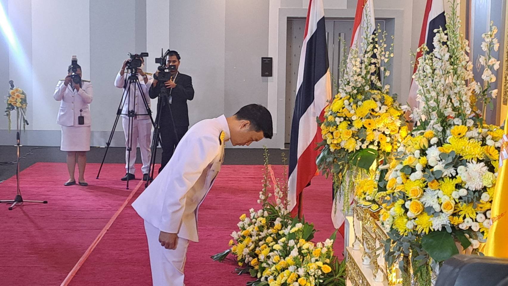 ณัฐพงษ์ เรืองปัญญาวุฒิ รับสนองพระบรมราชโองการฯ เป็น ผู้นำฝ่ายค้านคนที่ 11