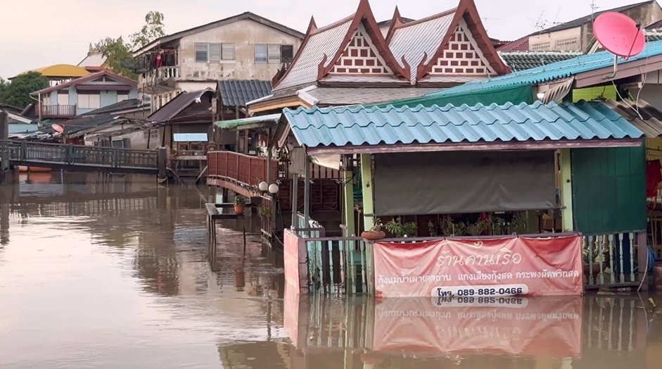 น้ำเจ้าพระยาทะลักนนทบุรี ร้านอาหารริมน้ำย่านปากเกร็ดปิดบริการชั่วคราวอื้อ