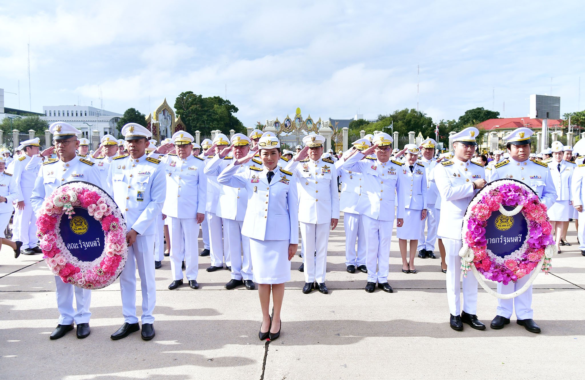 นายกฯ นำ ครม.วางพวงมาลา "วันปิยมหาราช" น้อมรำลึกพระมหากรุณาธิคุณ