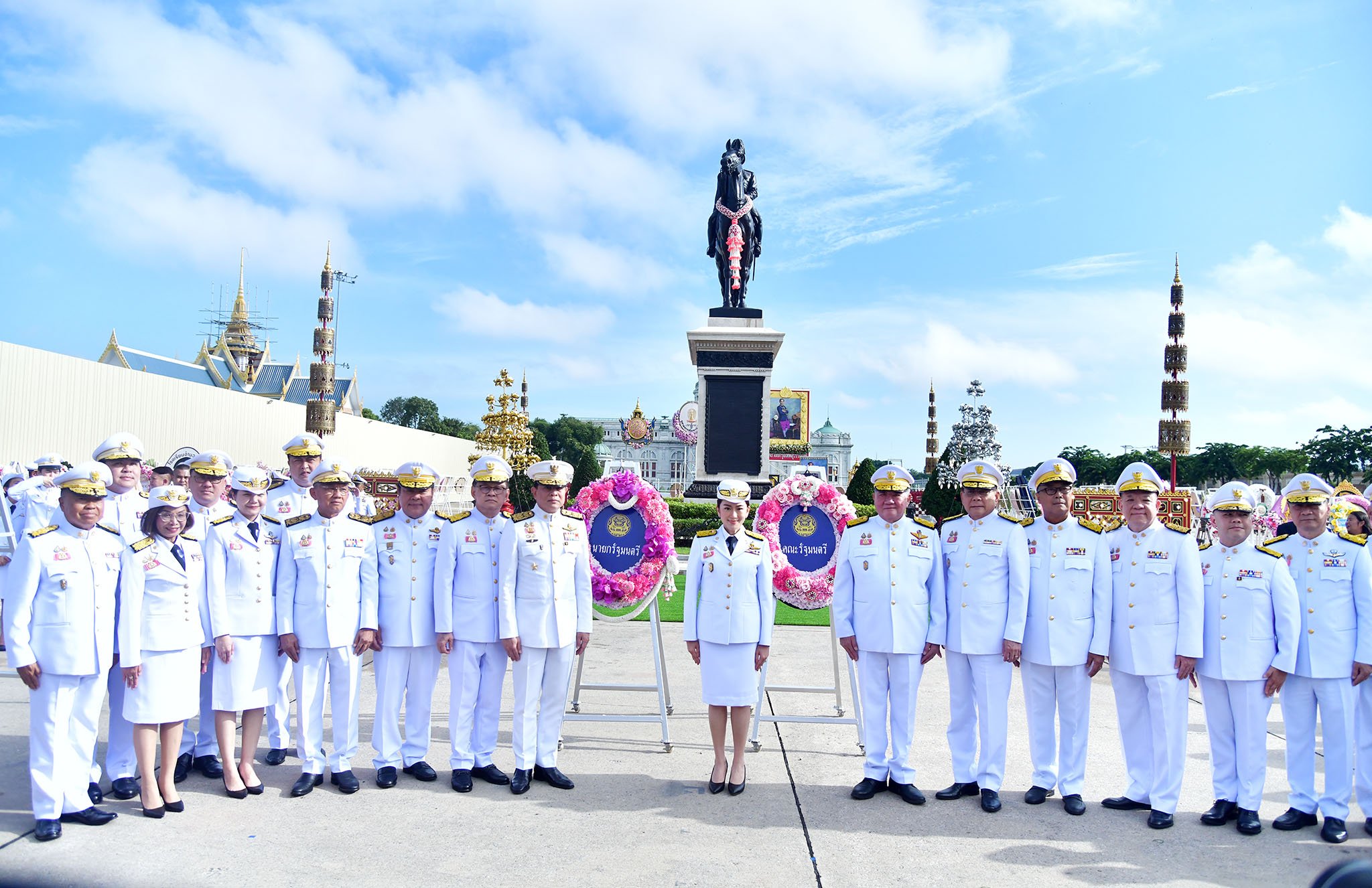 นายกฯ นำ ครม.วางพวงมาลา "วันปิยมหาราช" น้อมรำลึกพระมหากรุณาธิคุณ