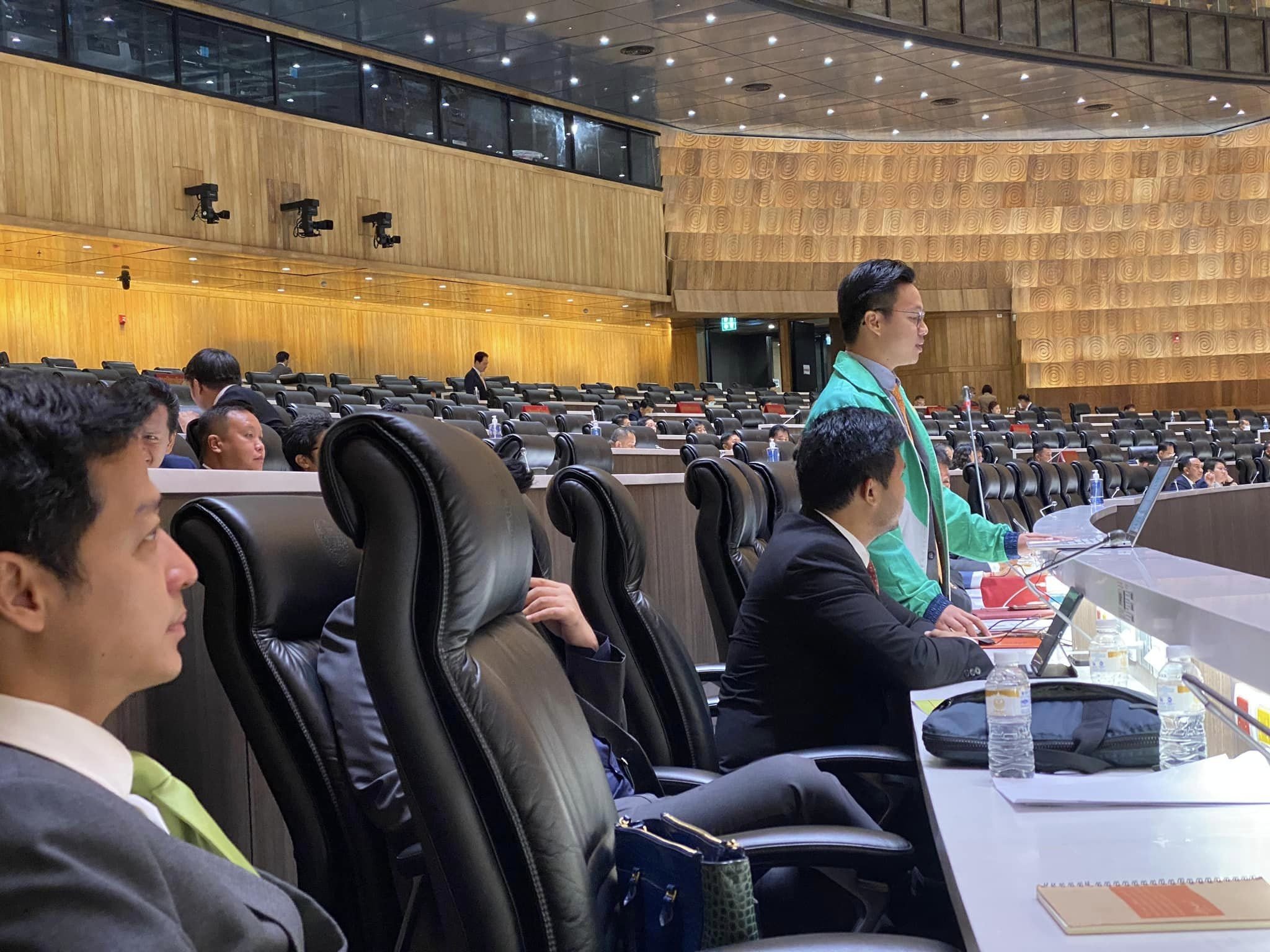 373824312_251481111195087_340