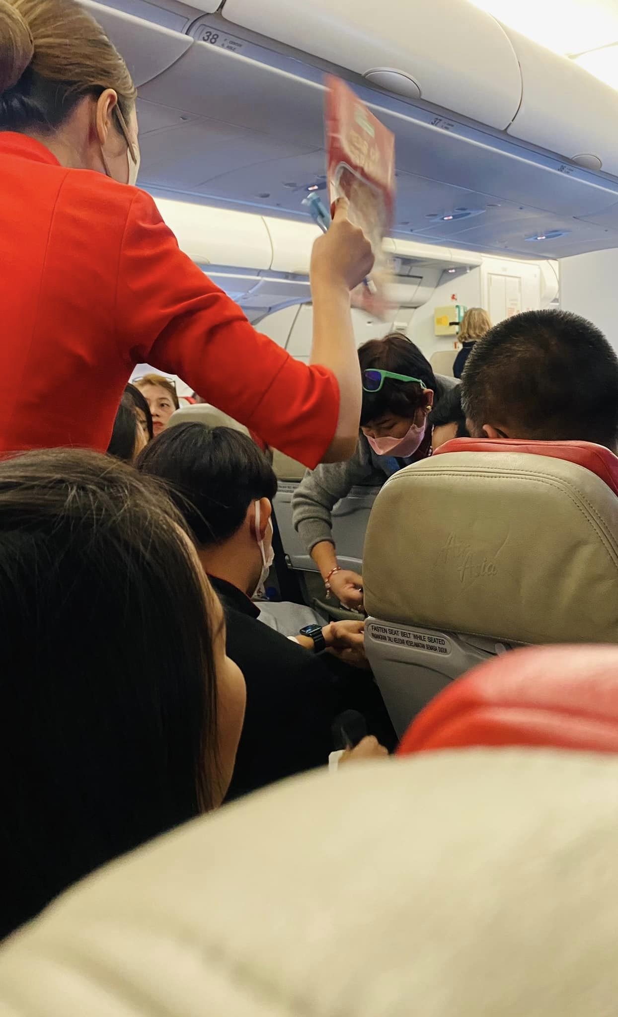 330825325_542811904493402_326