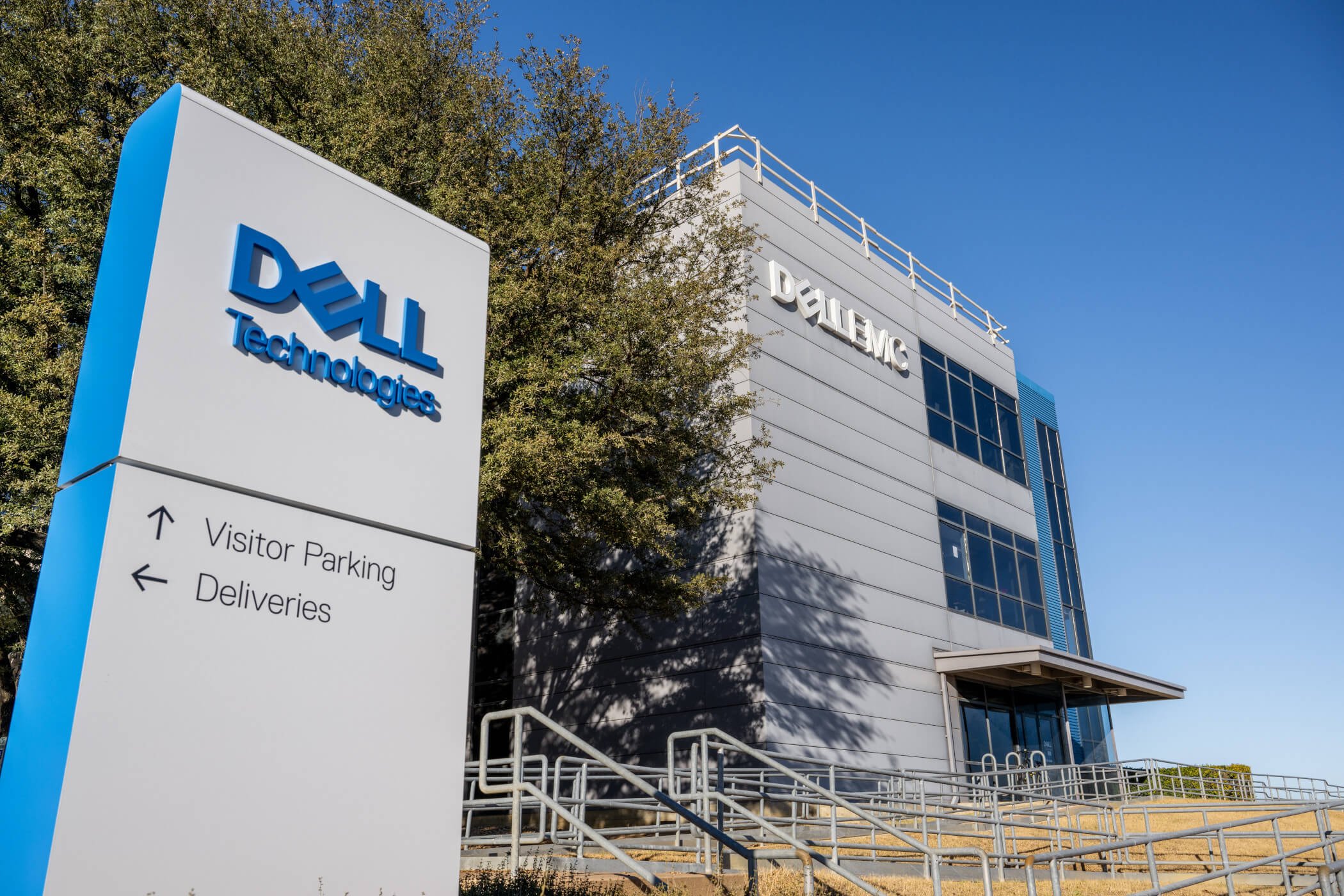 Dell ปลดพนักงาน 13,000 คน หลังยอดขายร่วง สภาวะเศรษฐกิจถดถอย