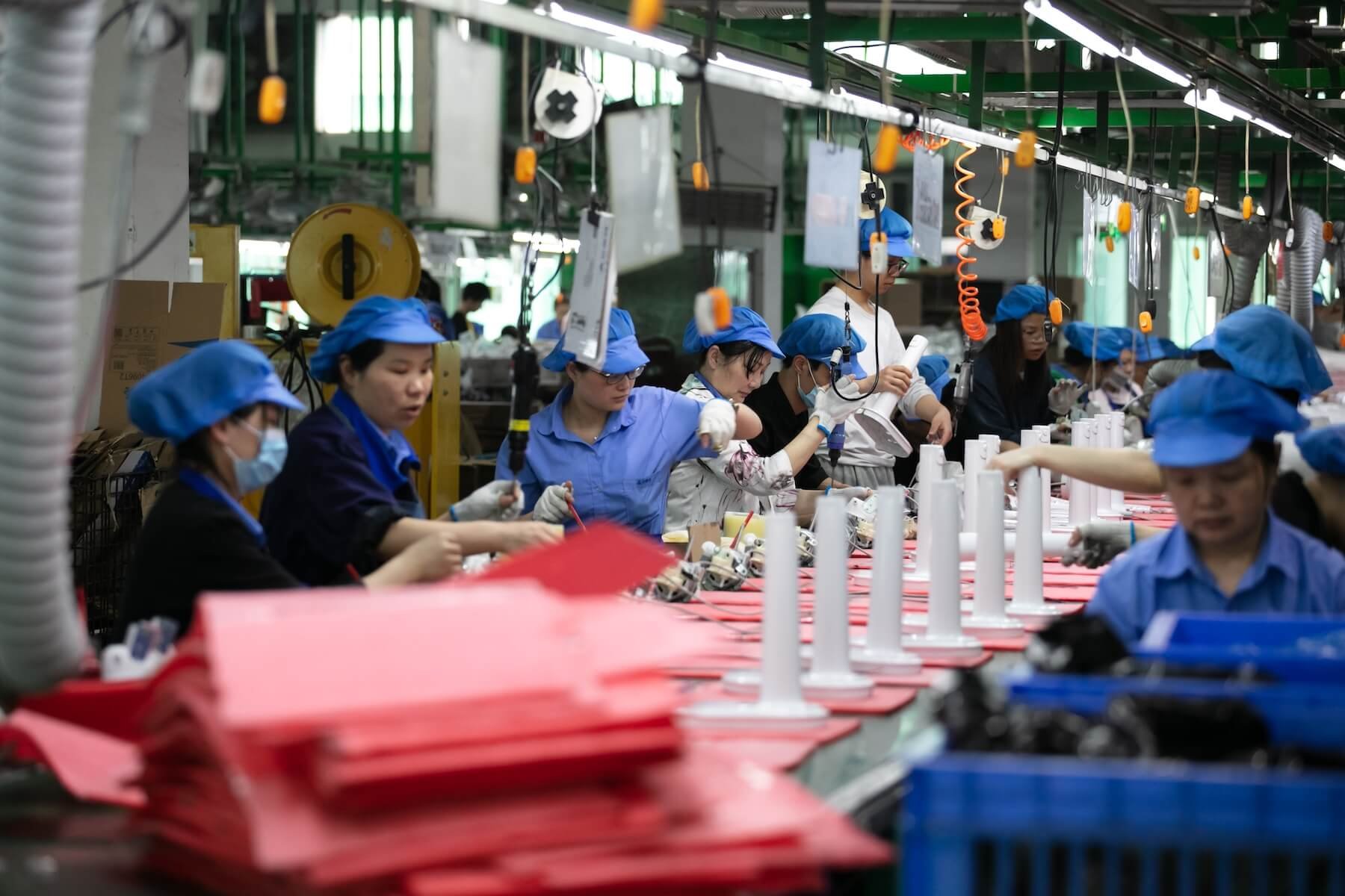 กลุ่มธุรกิจโรงงานในจีนฟื้นตัว ยอดผลิตขยายตัวครั้งแรกในรอบ 6 เดือน