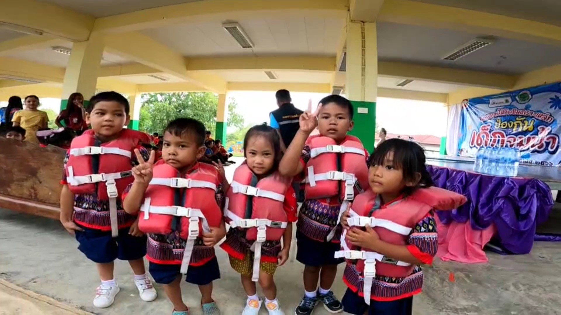 กู้ภัยใต้น้ำโคราช เร่งฝึกเด็กนักเรียนเอาตัวรอด  ป้องกันเหตุ รอบ 1 เดือนมีเด็กจมน้ำเสียชีวิตแล้ว 3 ราย