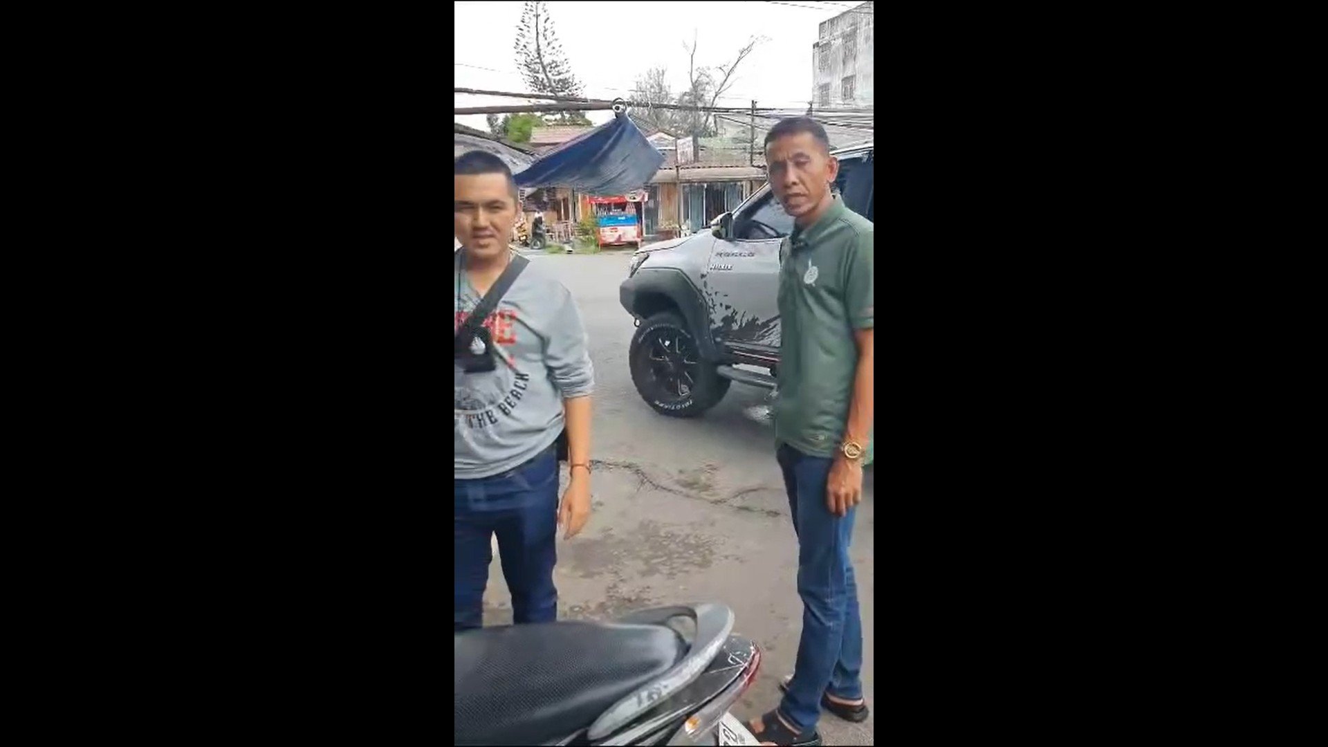 ร้องตำรวจชุดสืบเมืองสงขลา ขู่เรียกเงิน ระราน ขอค่าข้าว