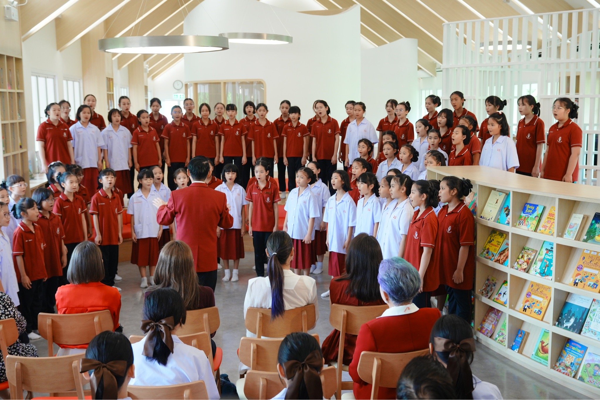 โรงเรียนวัฒนาวิทยาลัย ชูต้นแบบ Transformational Leadership School