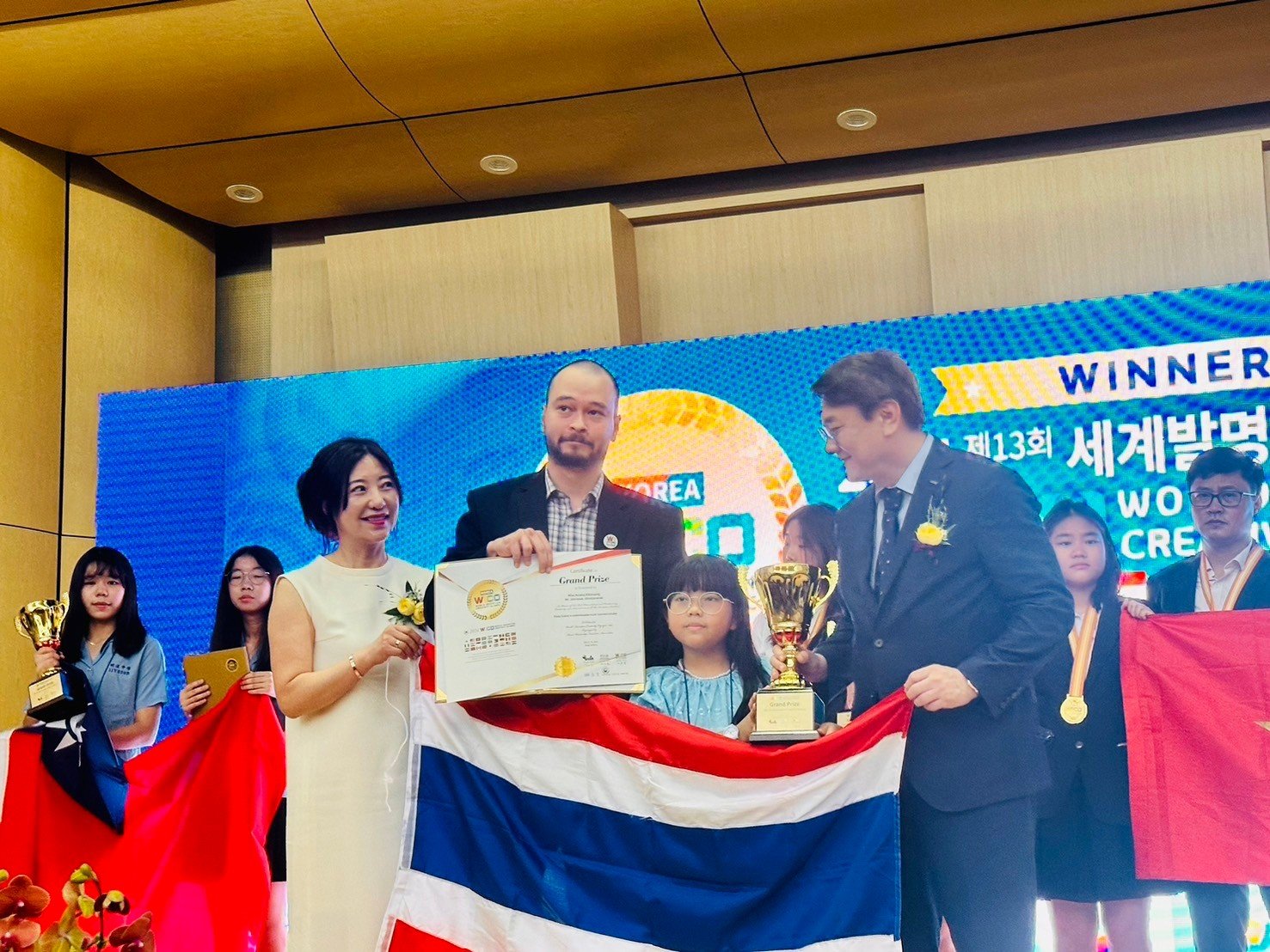 จิ๋วแต่แจ๋ว นักเรียนป.4 สาธิตจุฬาฯ คว้ารางวัล Grand Prize ในงาน WICO2024