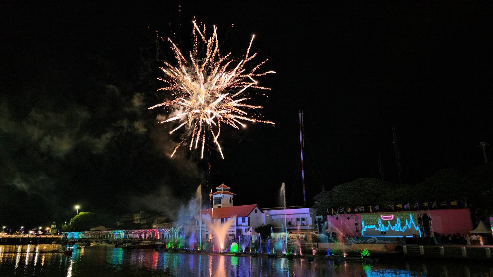 "Pattani River Festival 2024" ประสบความสำเร็จ กระตุ้นเศรษฐกิจท่องเที่ยวชุมชนเมือง