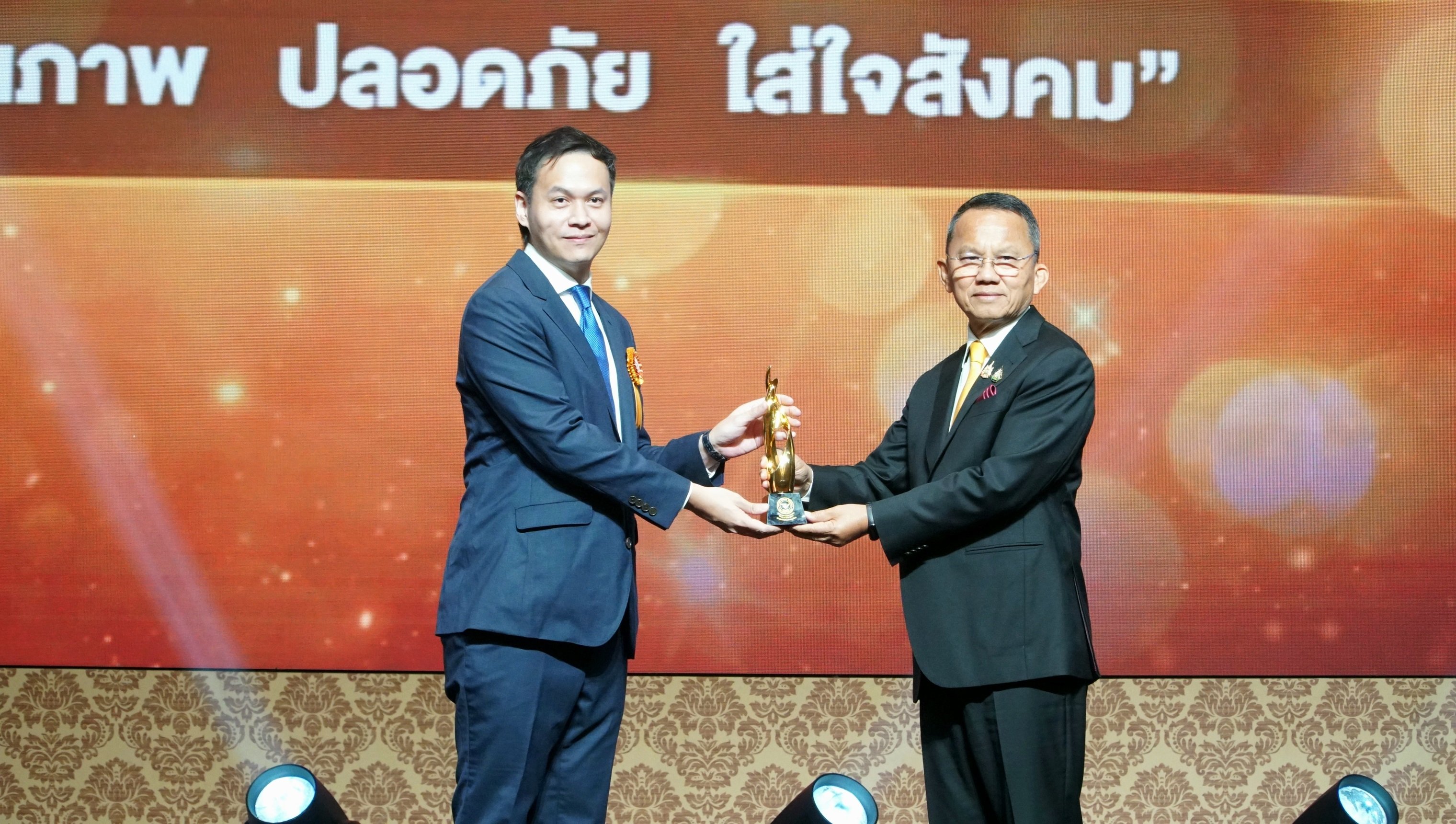 “อ้วยอันโอสถ” ตอกย้ำผู้นำยาสมุนไพรไทย คว้ารางวัล Best of the Best