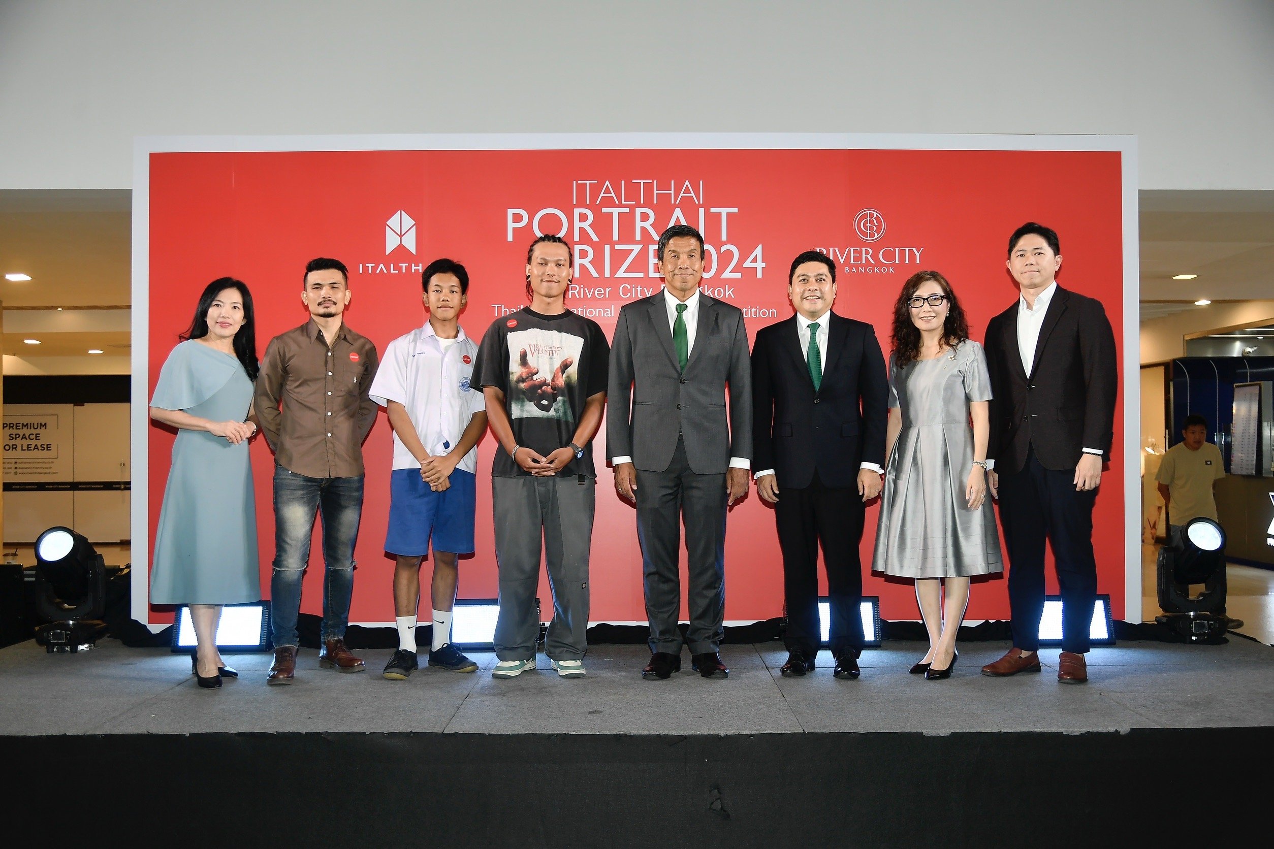 งานประกาศผลรางวัล “Italthai Portrait Prize 2024” ยกระดับสู่การขับเคลื่อนและตั้งคำถามกับประเด็นสังคม