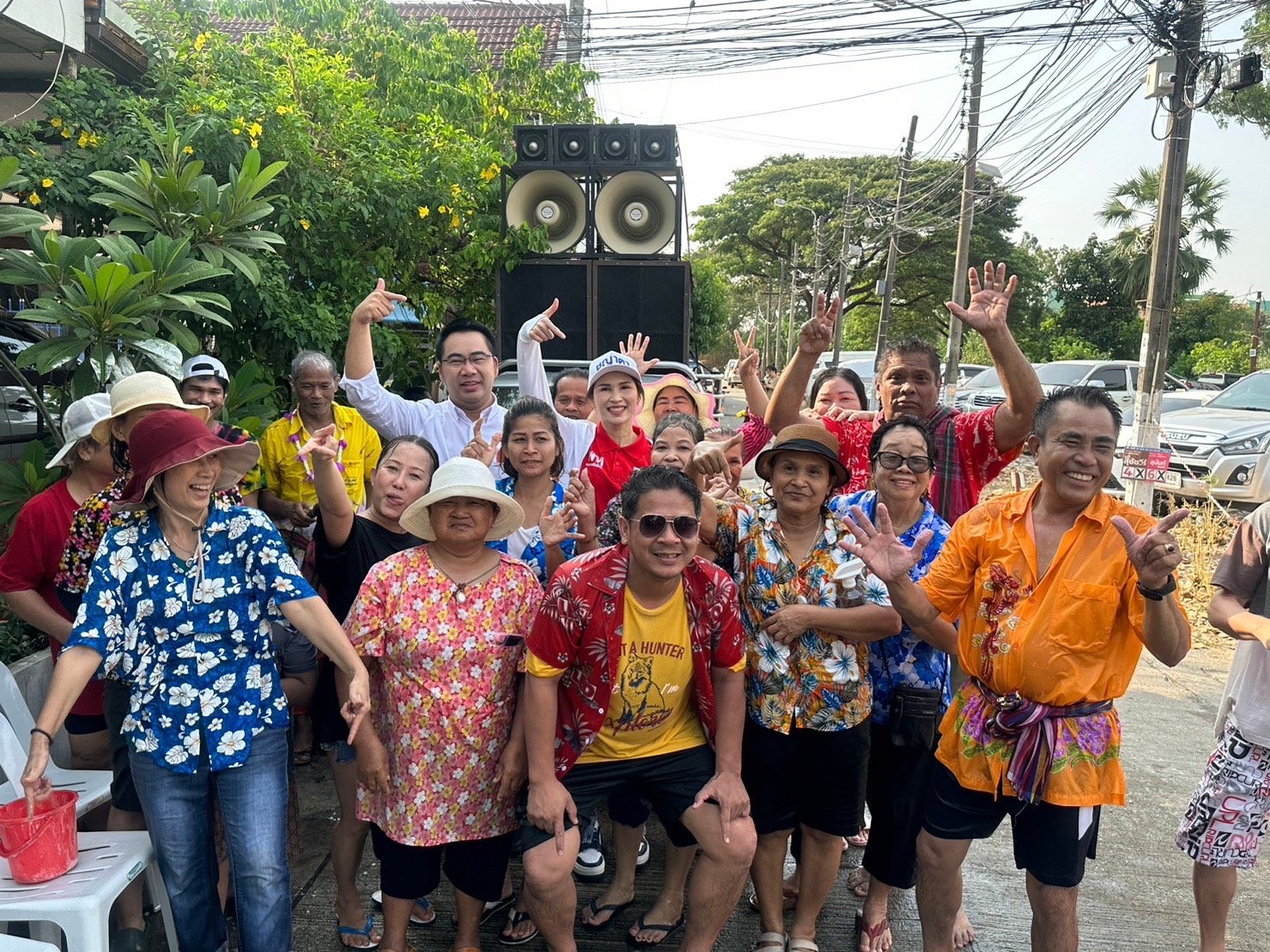 "พลภูมิ" รุกหาเสียงช่วงโค้งสุดท้าย ยกนโยบาย "Learn to Earn” เรียนฟรี มีรายได้