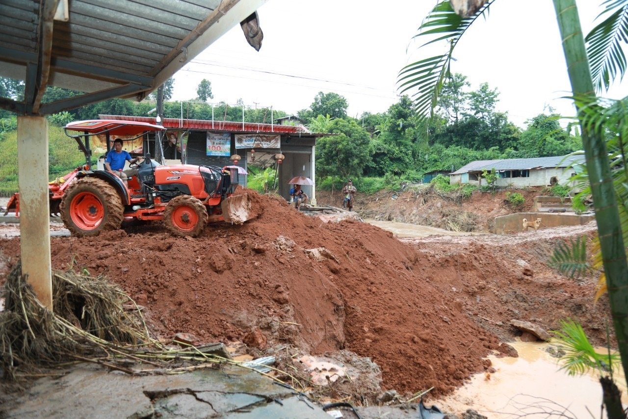 อธิบดีฝนหลวงฯ ลงพื้นที่ติดตามการช่วยเหลือพื้นที่ประสบอุทกภัย อ.เวียงป่าเป้า จ.เชียงราย