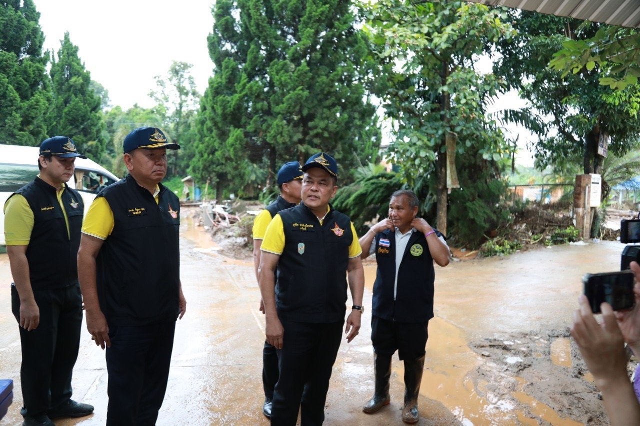 อธิบดีฝนหลวงฯ ลงพื้นที่ติดตามการช่วยเหลือพื้นที่ประสบอุทกภัย อ.เวียงป่าเป้า จ.เชียงราย