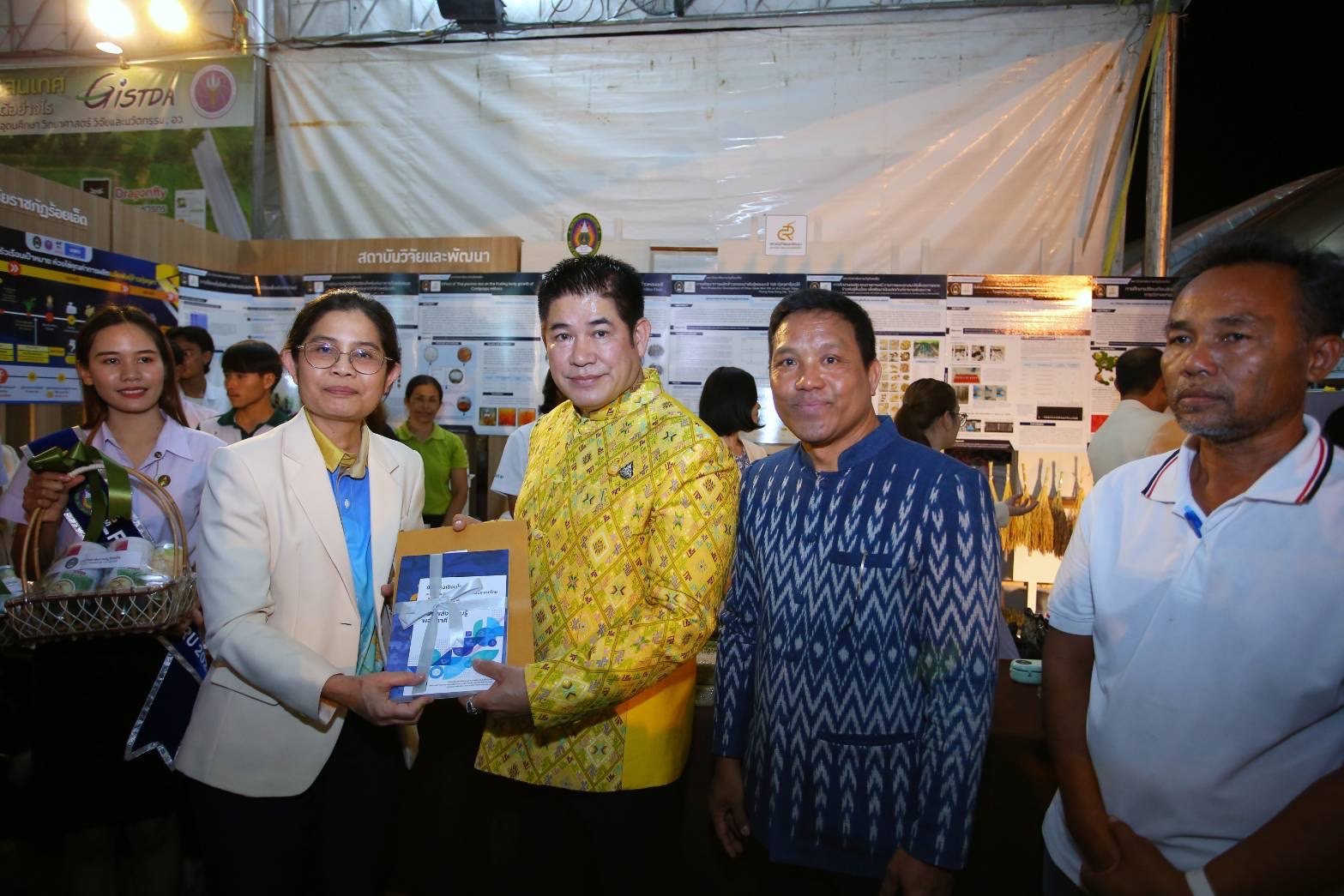 "ธรรมนัส" เปิดงาน "เทศกาลข้าวหอมมะลิโลก 2566" มุ่งเชื่อมตลาดในและต่างประเทศ