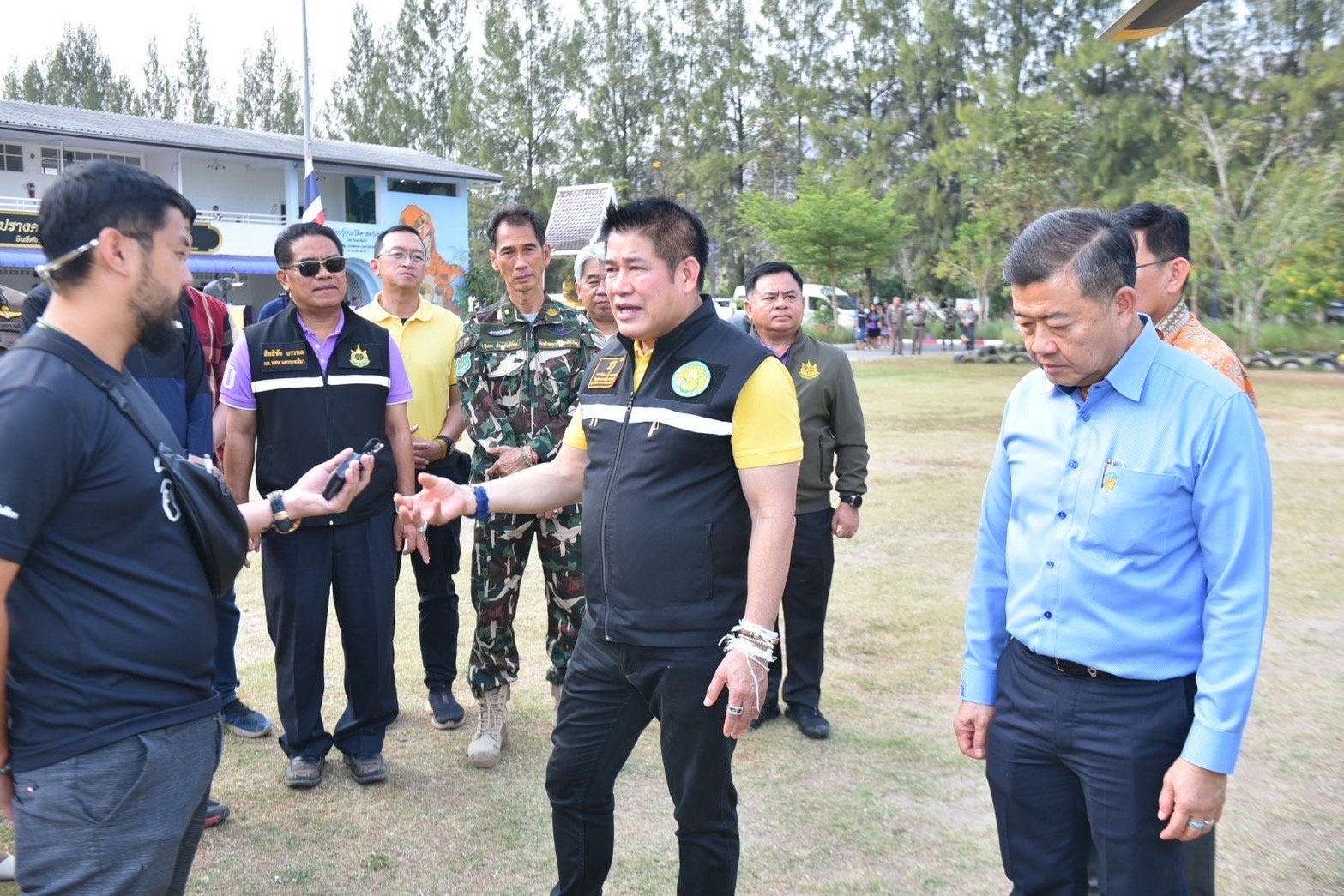 "ธรรมนัส" ลงพื้นที่ตรวจสอบ “จุดหมุดนิรนาม ส.ป.ก.” อุทยานแห่งชาติเขาใหญ่