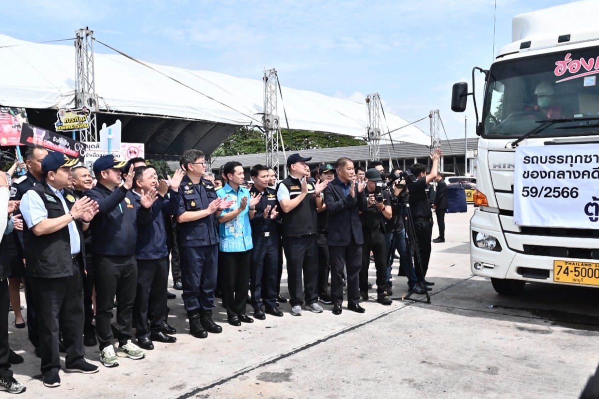 รมว.เกษตรฯ จับมือ รมช.เกษตรฯ “ประกาศสงครามกับสินค้าเกษตรเถื่อน”