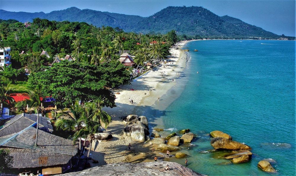 03-lamai-beach-koh-samui-1-e1