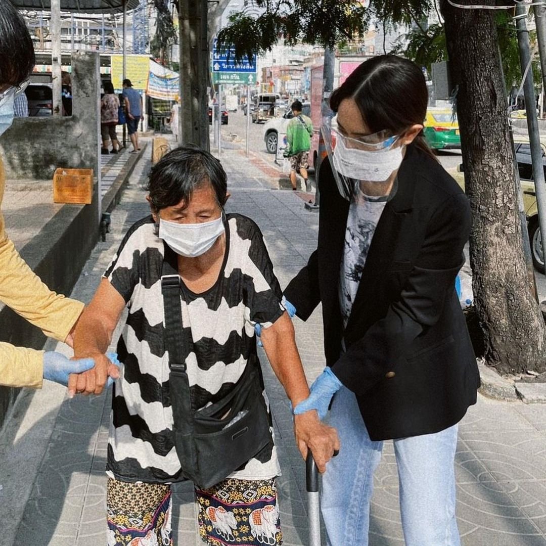 229835972_340863160916870_601