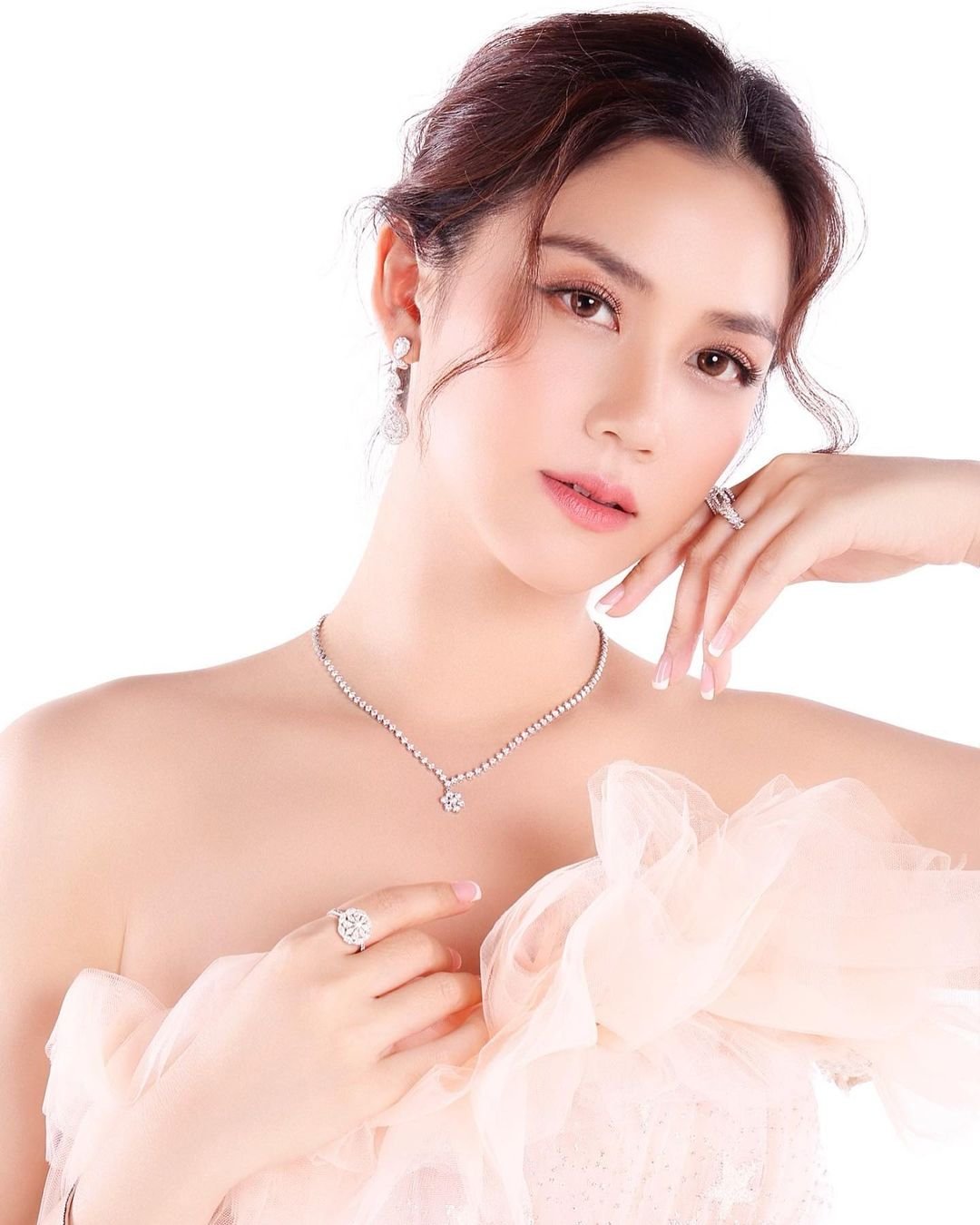 หมิง จิรกิติยา