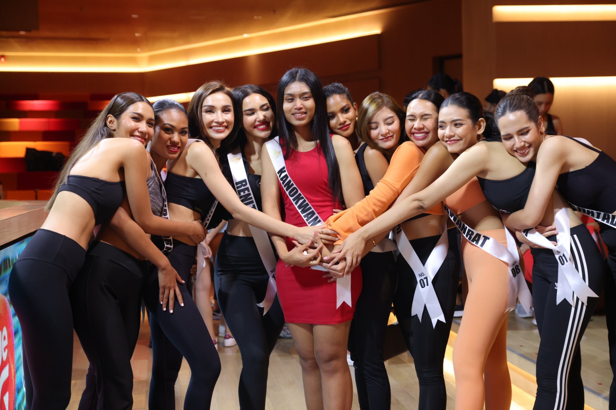 ครูจุ๊บแจง MUT 06 สละสิทธิ์ Miss Universe Thailand 2022