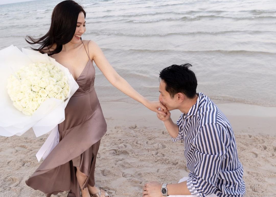 ฝ้าย นิชานันท์ โดนขอแต่งงาน