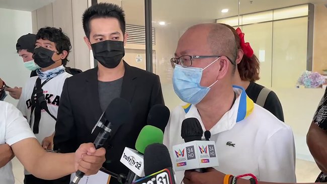 อัจฉริยะ อัจฉริยะ